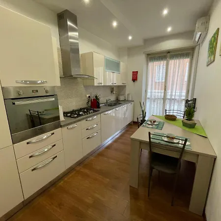 Апартаменты Casa Alessi In Elegant, Spacious And Comfortable